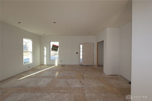 460 Crossing Lane 8299, Miami Twp, OH 45449