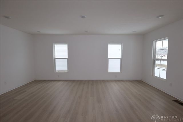 460 Crossing Lane 8299, Miami Twp, OH 45449