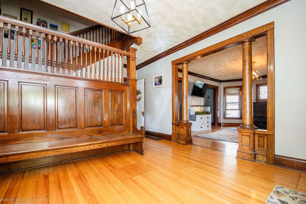 Image 11 of property listing at 109 W North Street, Peotone, IL 60468