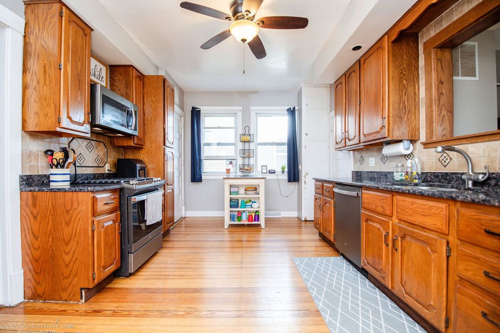 Image 22 of property listing at 109 W North Street, Peotone, IL 60468