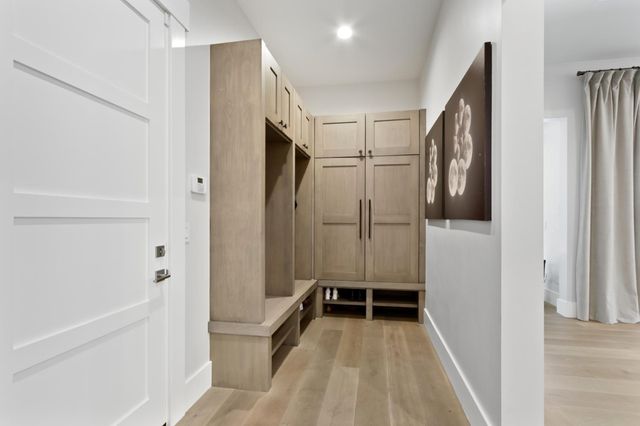 6516 Landis Ave, Carmichael, CA 95608