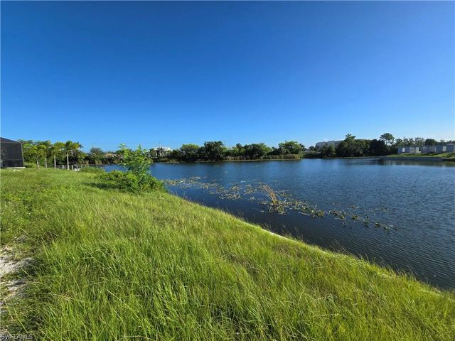 1301 SE 5th CT, Cape Coral, FL 33990