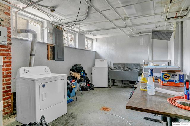 2144 Washington Street, Lincoln, NE 68502