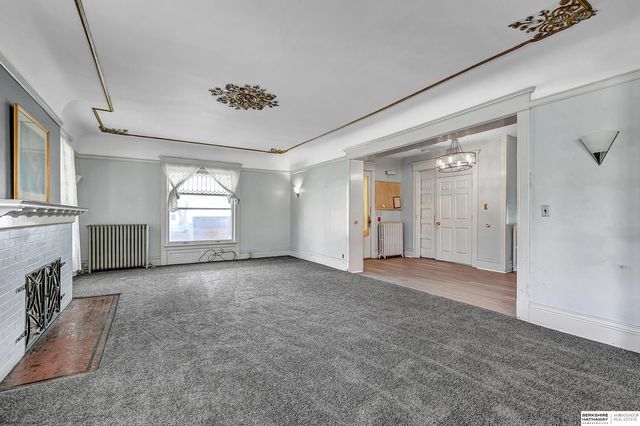 2144 Washington Street, Lincoln, NE 68502