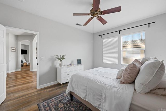 638 Sumner Way 1, Oceanside, CA 92058