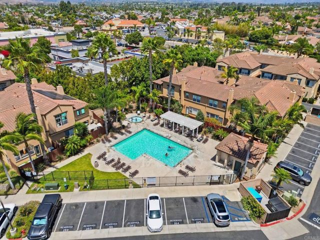 638 Sumner Way 1, Oceanside, CA 92058