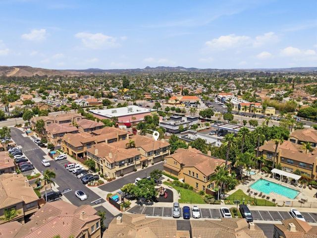 638 Sumner Way 1, Oceanside, CA 92058