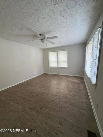 5779 SW CARVER Circle SW, Jacksonville, FL 32208