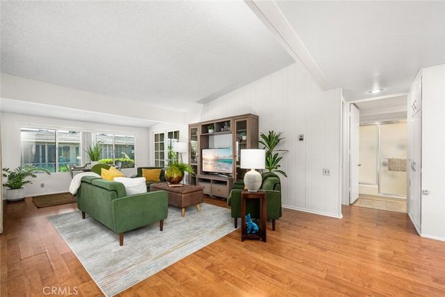 13451 Danbury Lane 133E, Seal Beach, CA 90740