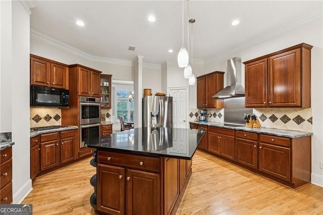 992 Wescott Lane, Atlanta, GA 30319