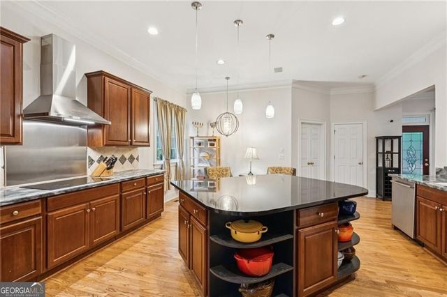 992 Wescott Lane, Atlanta, GA 30319