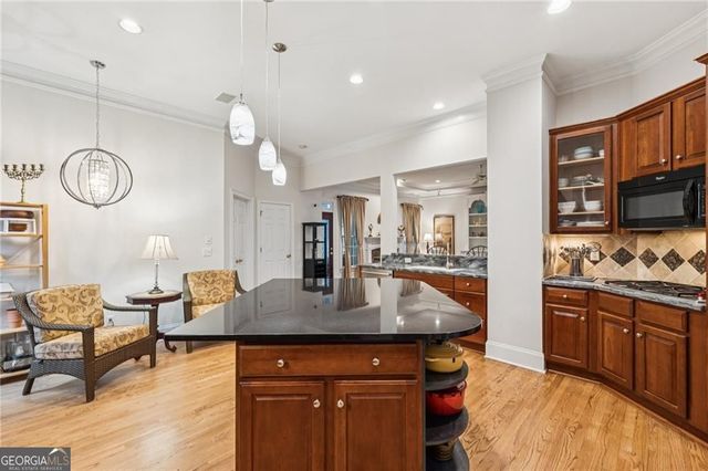 992 Wescott Lane, Atlanta, GA 30319