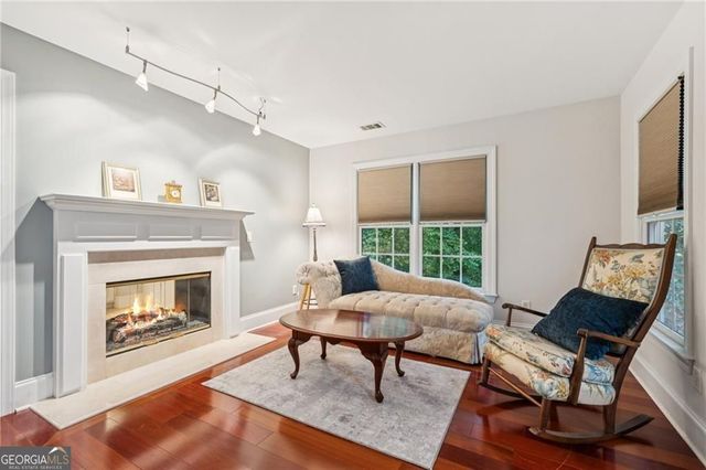 992 Wescott Lane, Atlanta, GA 30319