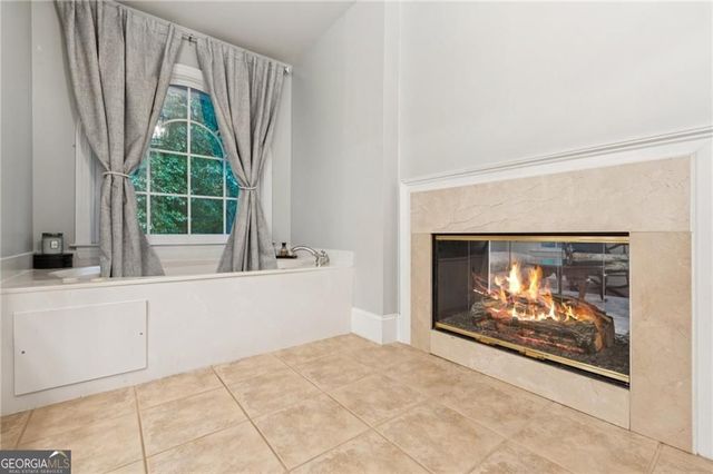 992 Wescott Lane, Atlanta, GA 30319