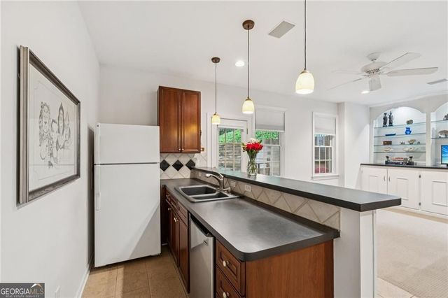 992 Wescott Lane, Atlanta, GA 30319