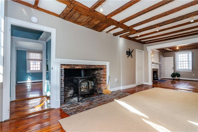 19 King Street 1, East Greenwich, RI 02818