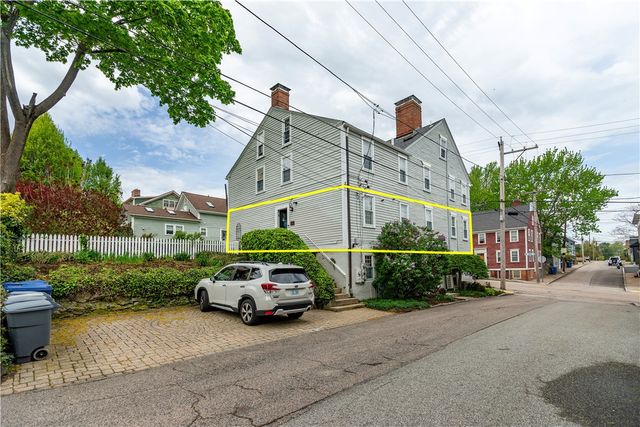 19 King Street 1, East Greenwich, RI 02818