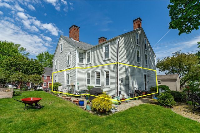 19 King Street 1, East Greenwich, RI 02818