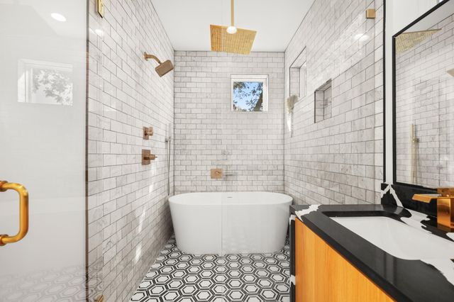 2902 Gonzales ST 2, Austin, TX 78702