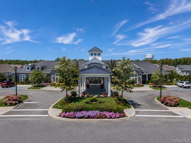 278 Silver Timber Drive, Yaphank, NY 11980