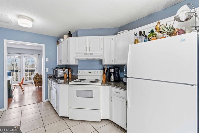 1679 Paddlewheel Drive, Marietta, GA 30062