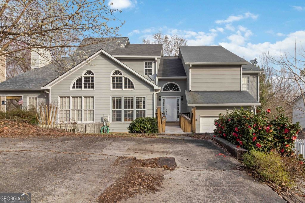 1679 Paddlewheel Drive, Marietta, GA 30062