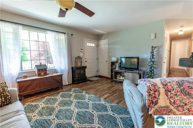 518 Bauer Road, Moore Twp, PA 18014