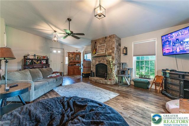 518 Bauer Road, Moore Twp, PA 18014