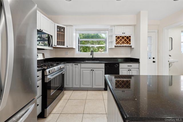 1321 Gillespie Avenue, Bronx, NY 10461