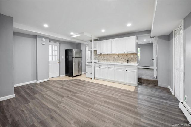1321 Gillespie Avenue, Bronx, NY 10461