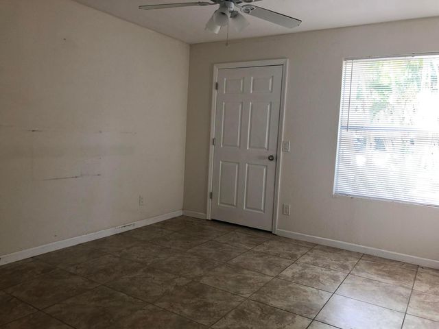 1825 Palm Cove Boulevard 7, Delray Beach, FL 33445