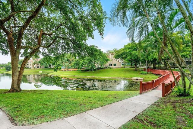 1825 Palm Cove Boulevard 7, Delray Beach, FL 33445