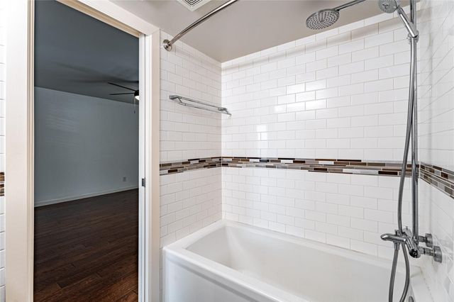 3110 Red River ST C304, Austin, TX 78705