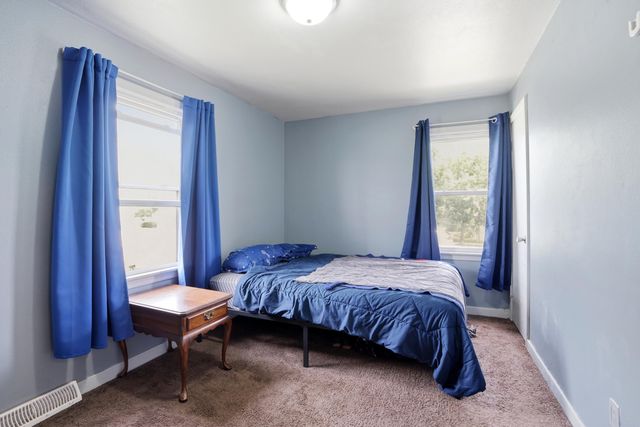 1324 175th Street, Hammond, IN 46324