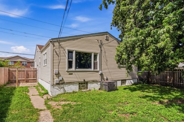 1324 175th Street, Hammond, IN 46324