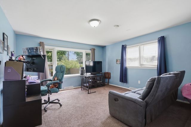 1324 175th Street, Hammond, IN 46324