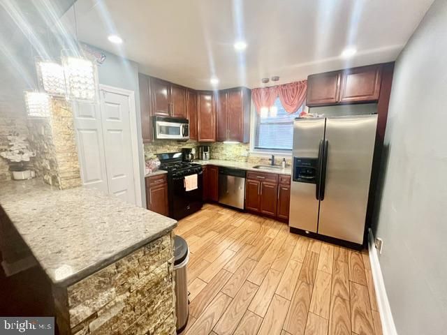 6040 ALMA ST, Philadelphia, PA 19149