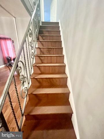 6040 ALMA ST, Philadelphia, PA 19149