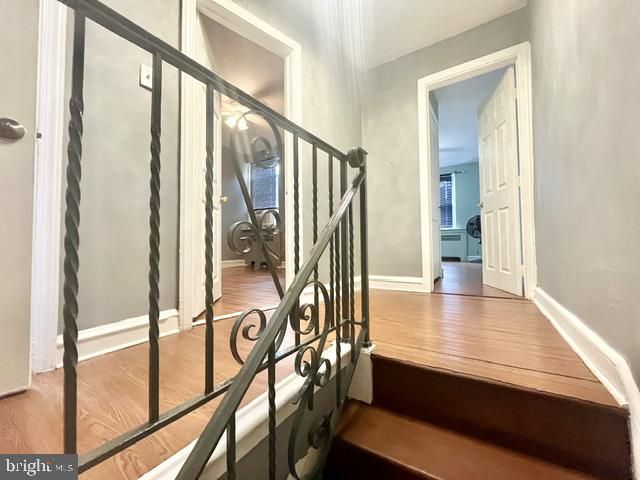 6040 ALMA ST, Philadelphia, PA 19149