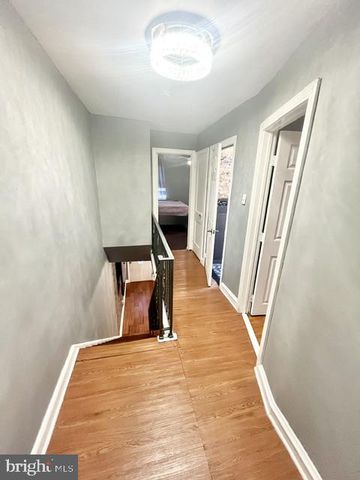 6040 ALMA ST, Philadelphia, PA 19149