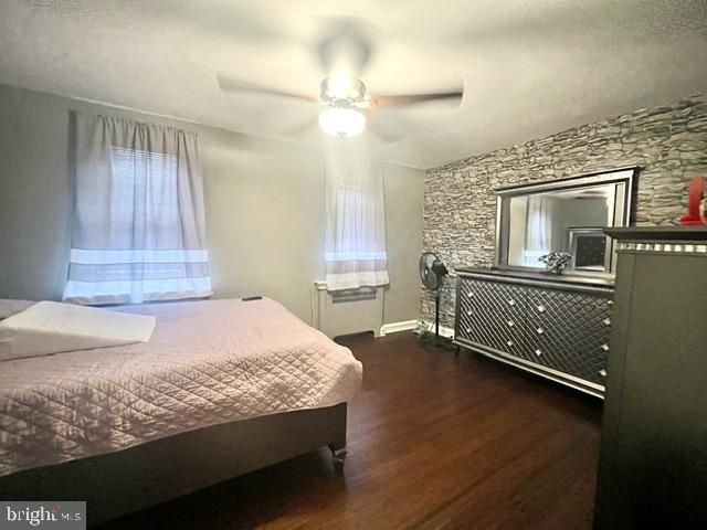 6040 ALMA ST, Philadelphia, PA 19149