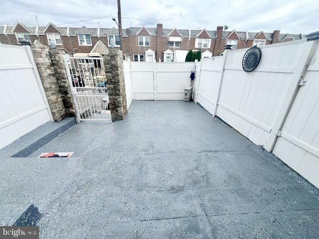 6040 ALMA ST, Philadelphia, PA 19149