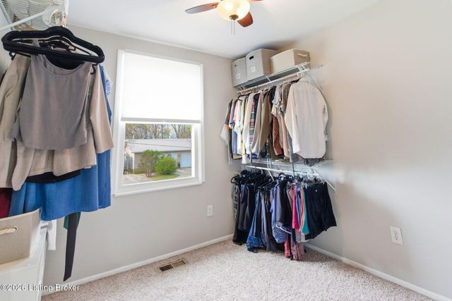 4411 Cody Ln, Louisville, KY 40229