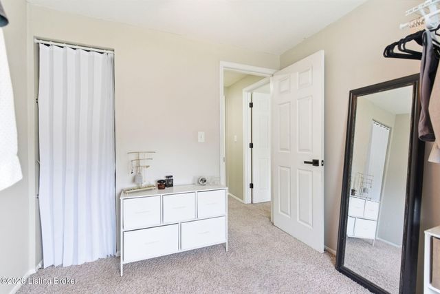 4411 Cody Ln, Louisville, KY 40229