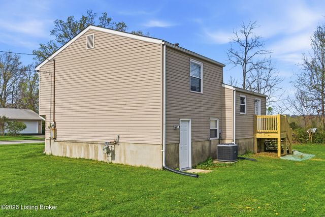 4411 Cody Ln, Louisville, KY 40229