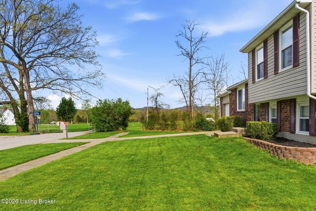 4411 Cody Ln, Louisville, KY 40229