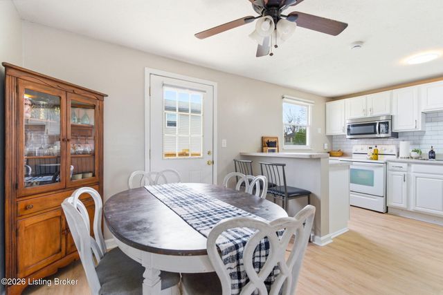 4411 Cody Ln, Louisville, KY 40229