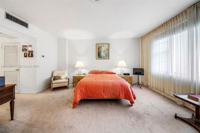 5255 Collins Ave 10A, Miami Beach, FL 33140