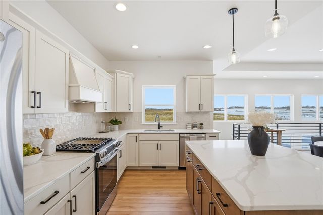 810 Yorkshire Street, North Liberty, IA 52317