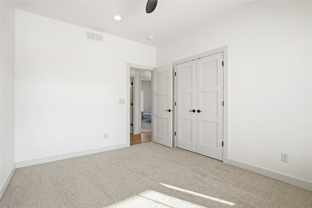 810 Yorkshire Street, North Liberty, IA 52317